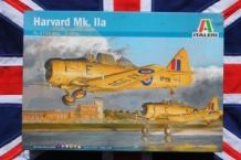 images/productimages/small/HARVARD Mk.IIa Italeri 2736 doos.jpg